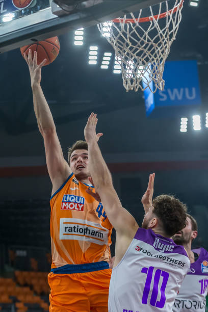 速在社交平 速在社交平